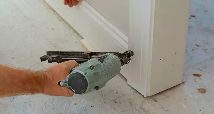 Fix Garage Door Panel in Temple Terrace, FL