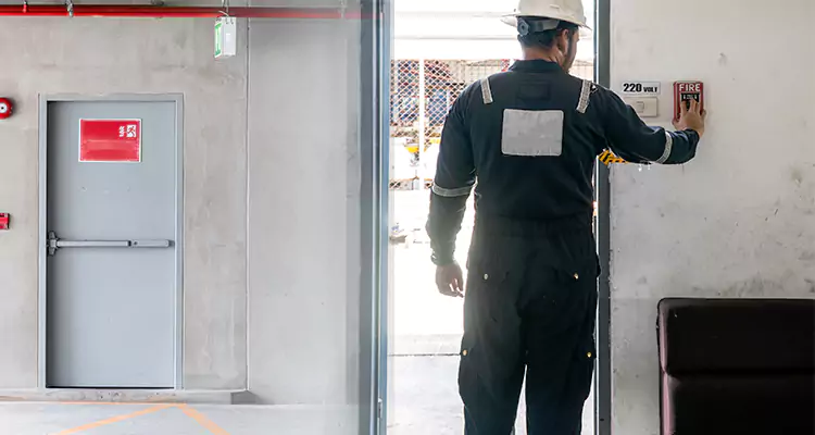 Emergency Fire Exit Door Repair in Temple Terrace, FL