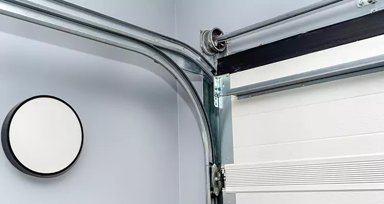Garage Door Cable Repair Cost in Temple Terrace, FL