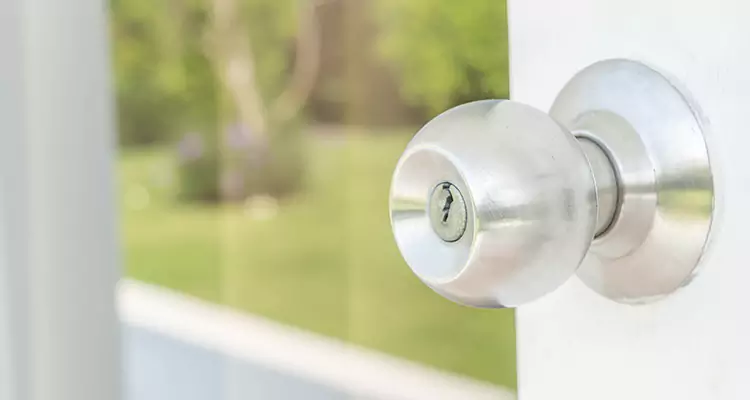 Patio Door Mechanism Jammed in Temple Terrace, FL