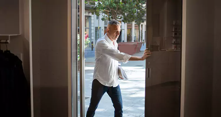 Track Cleaning and Repair for Stuck Doors in Temple Terrace, FL