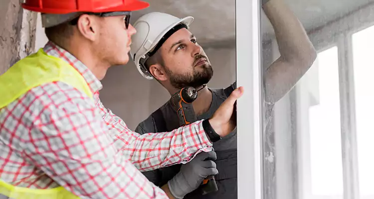 Sliding Patio Door Sticking? Expert Repair in Temple Terrace, FL.