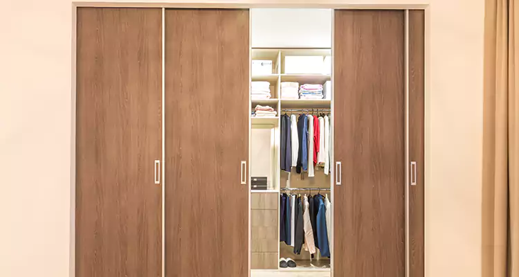 Sliding Closet Wardrobe Repairs in Temple Terrace, FL